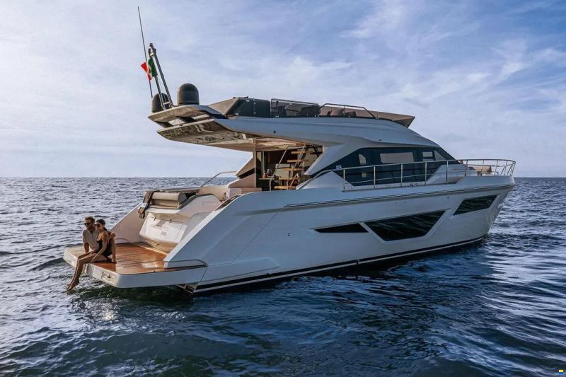 Ferretti 580