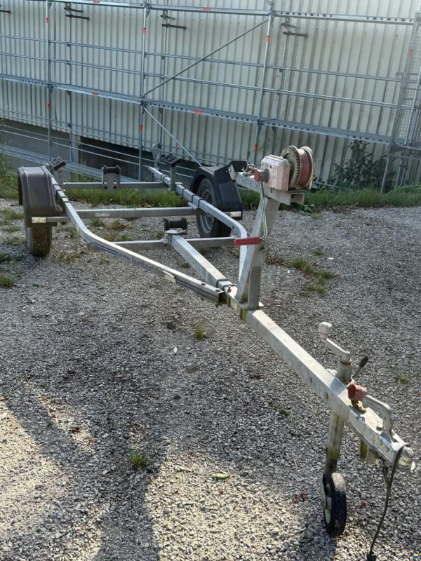 Quicksilver Alu-Rib 320