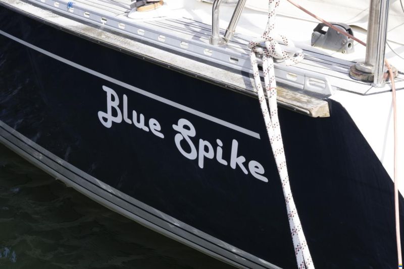 Hanse 411