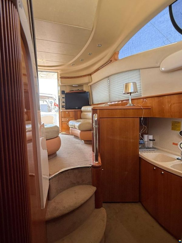 Azimut 42E