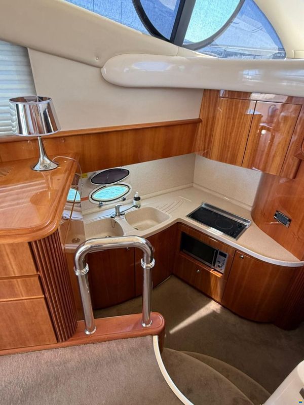 Azimut 42E