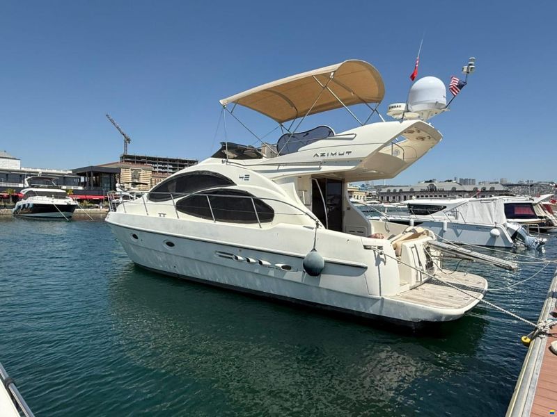 Azimut 42E