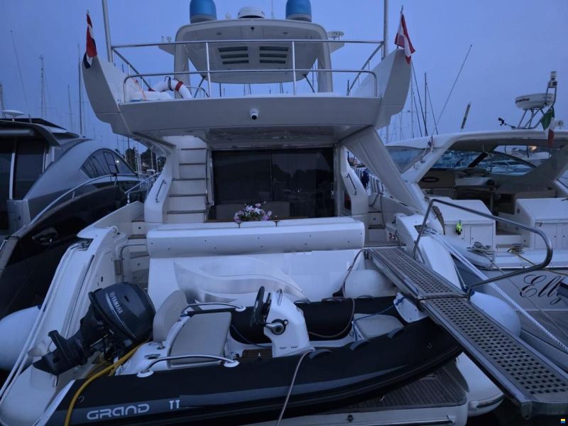 Azimut 58