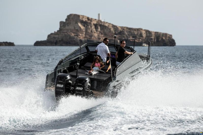 XO Boats Cruiser