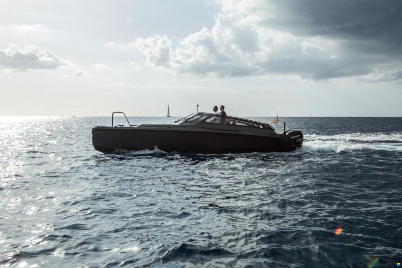 XO Boats Cruiser