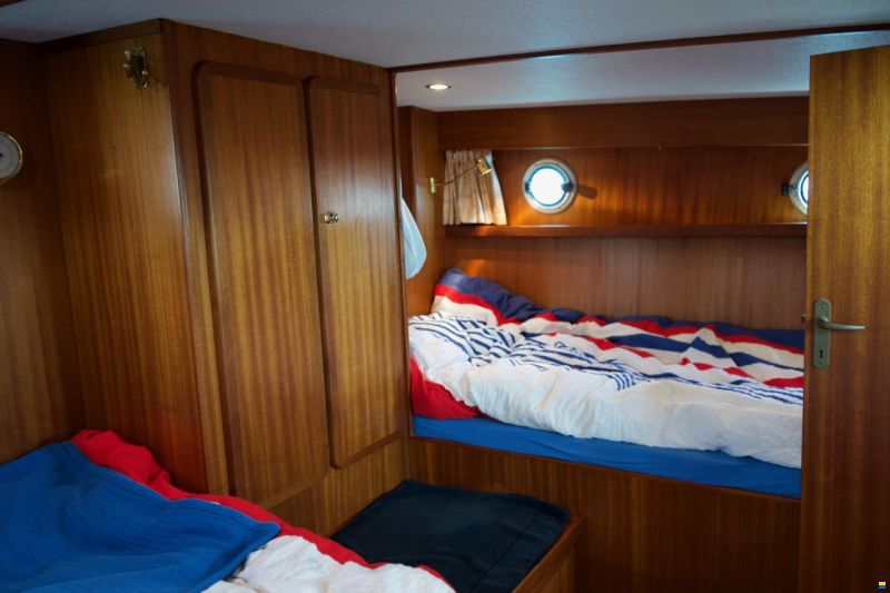 Linssen Dutch Sturdy 320 AC