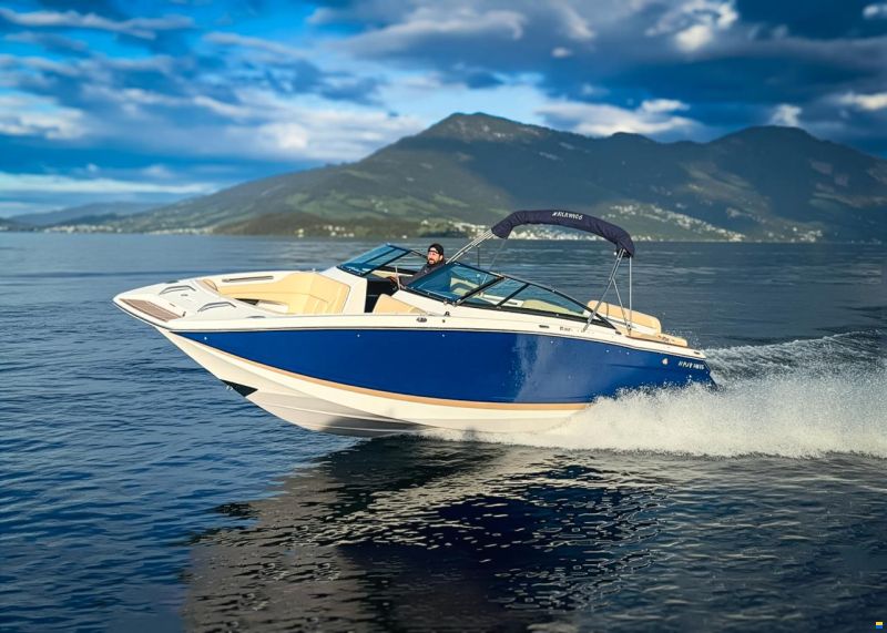Four Winns SL 262