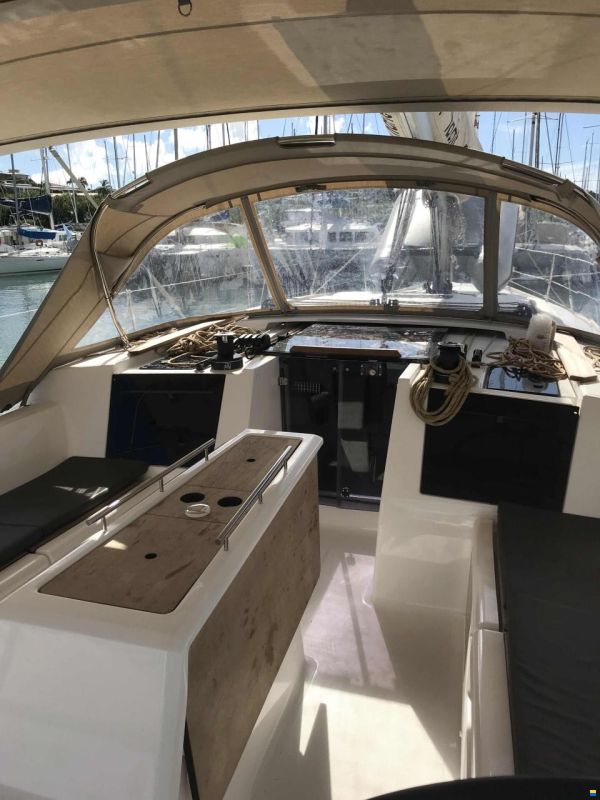 Dufour 412GL
