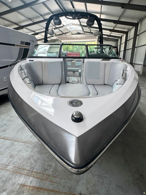 Correct Craft Sport Nautique 226