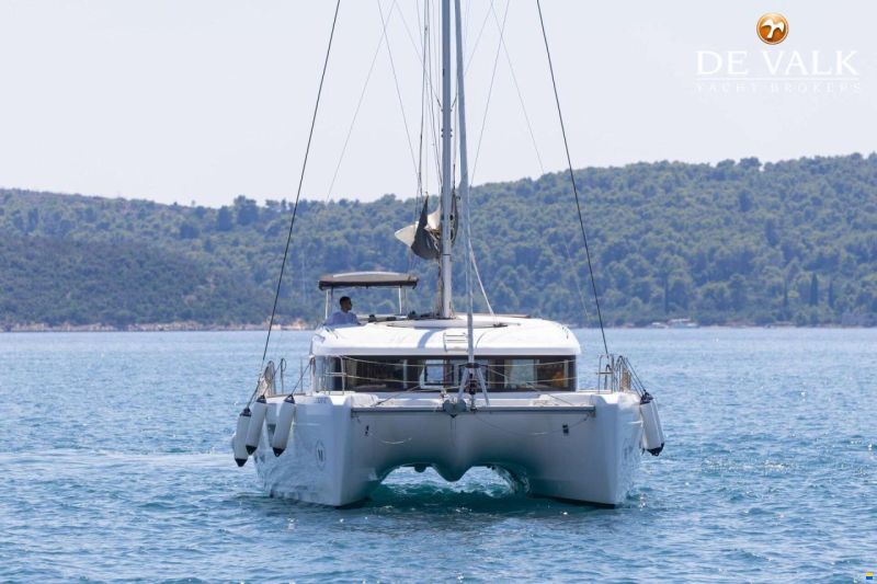 Lagoon 40