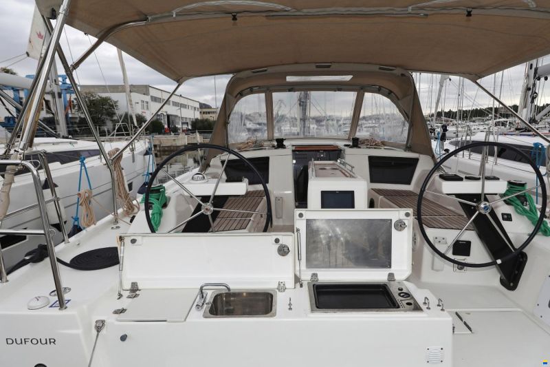 Dufour 390 GL