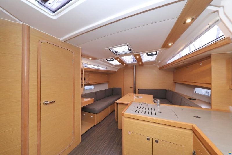 Dufour 390 GL