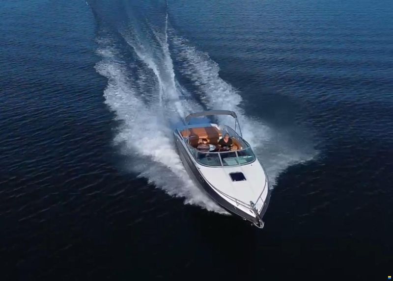 Rinker Cuddy 246 Captiva