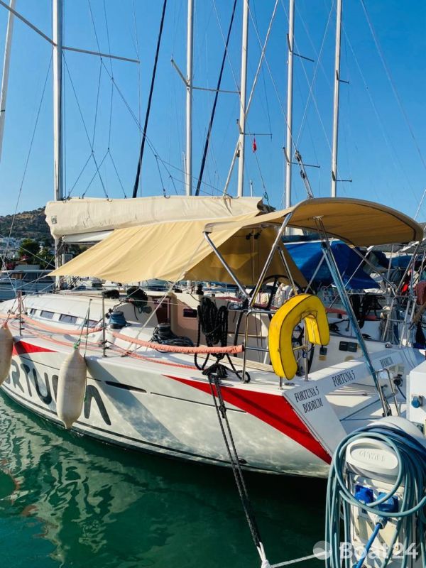 Beneteau First 35