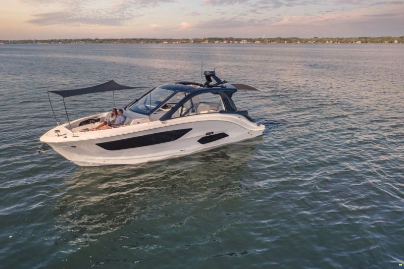 Sea Ray 370 SUNDANCER