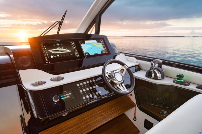 Sea Ray 370 SUNDANCER