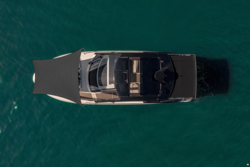 Sea Ray 370 SUNDANCER