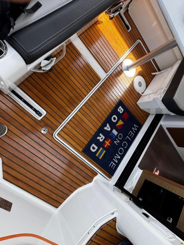 Jeanneau Merry Fisher 895