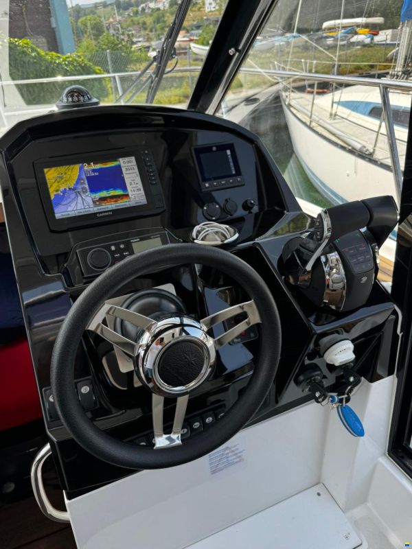 Jeanneau Merry Fisher 895