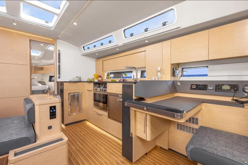Hanse 460
