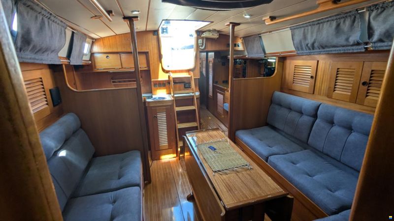 Hallberg-Rassy 42-F