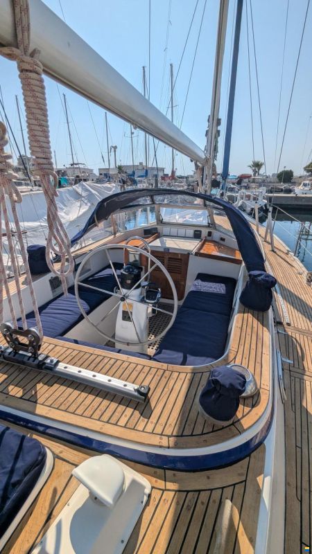 Hallberg-Rassy 42-F