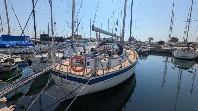 Hallberg-Rassy 42-F