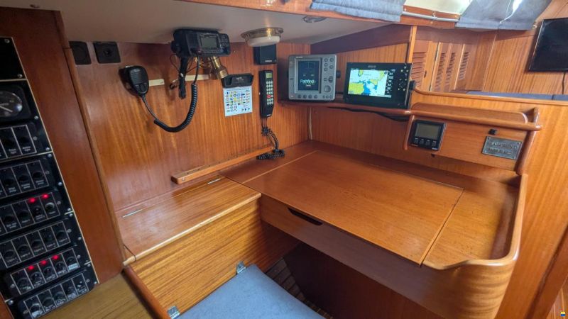 Hallberg-Rassy 42-F
