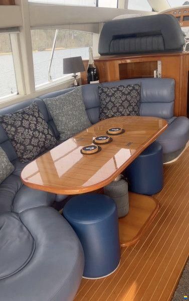 Azimut 52 Fly