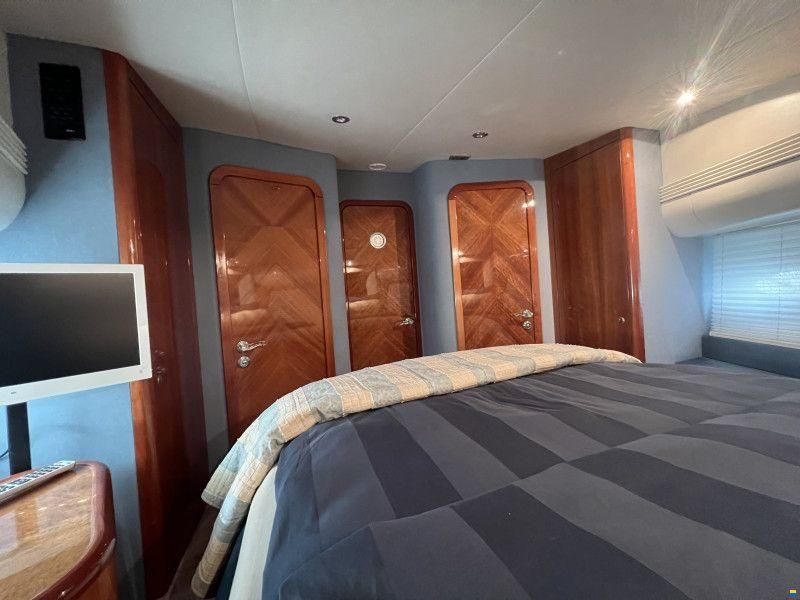 Azimut 52 Fly