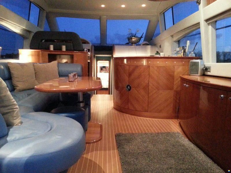 Azimut 52 Fly