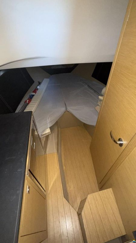 Sessa 27 KEY LARGO - VOLVO PENTA V8
