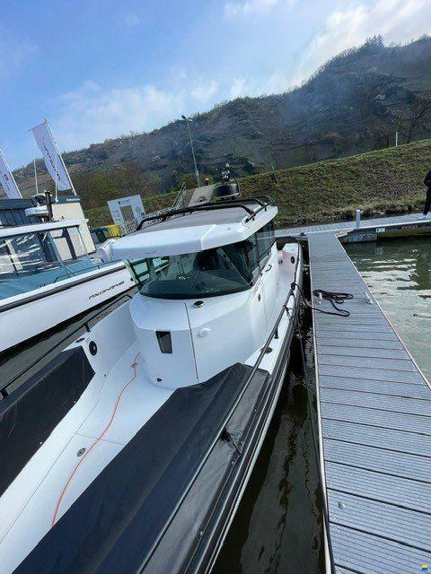 Axopar 28 CABIN BRABUS LINE