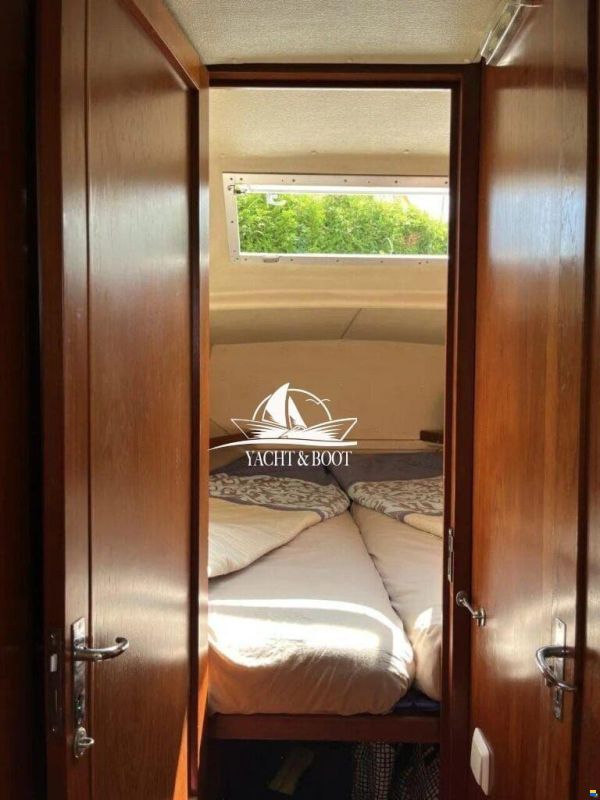 Fjord 30 Cabin