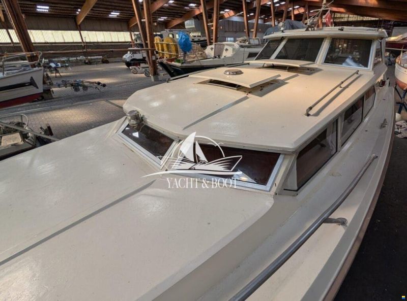 Fjord 30 Cabin
