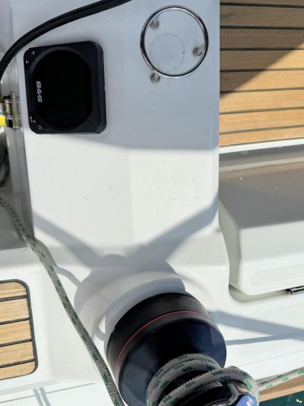 Beneteau Oceanis 35