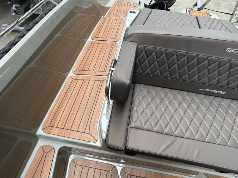 Topcraft 627 Tender