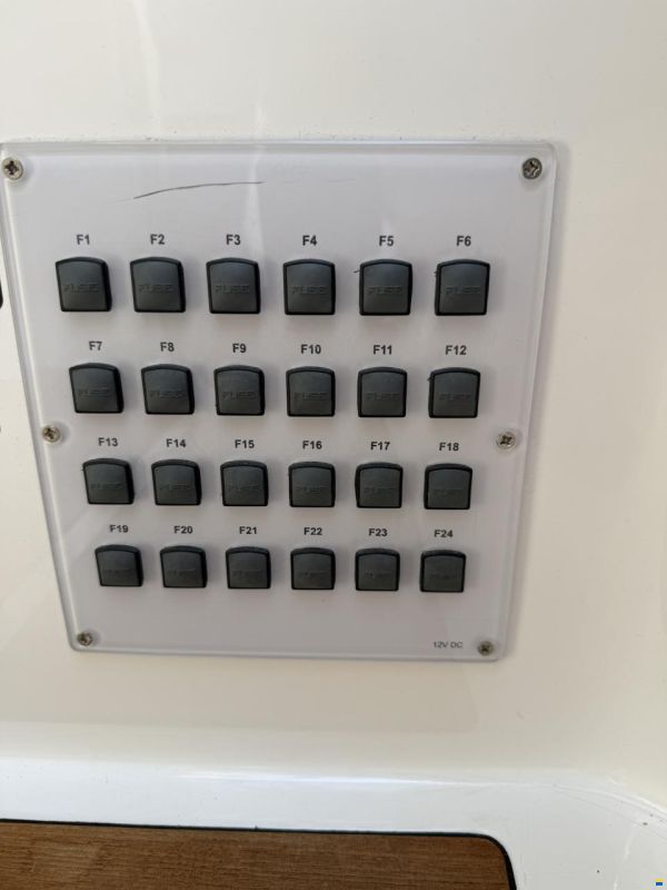 Aquador 27 HT