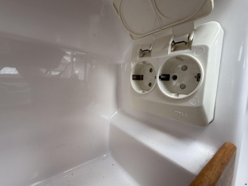 Aquador 27 HT