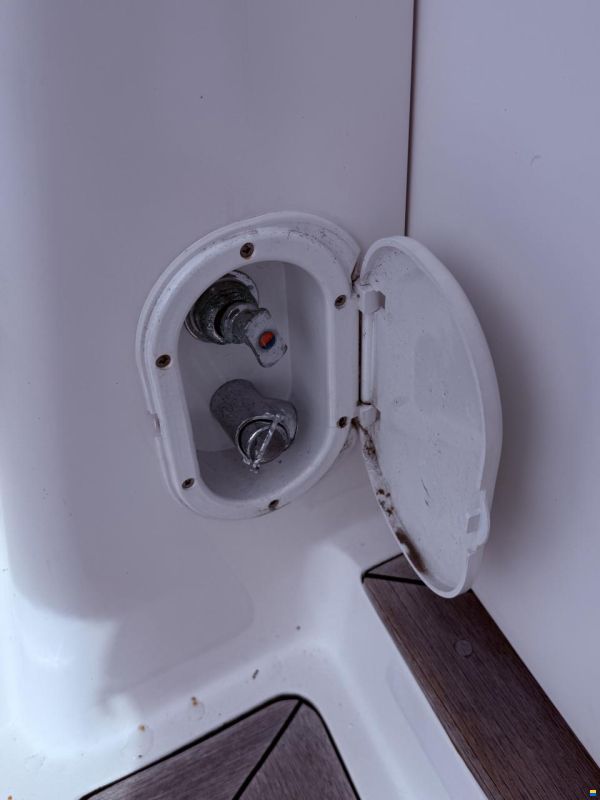 Aquador 27 HT