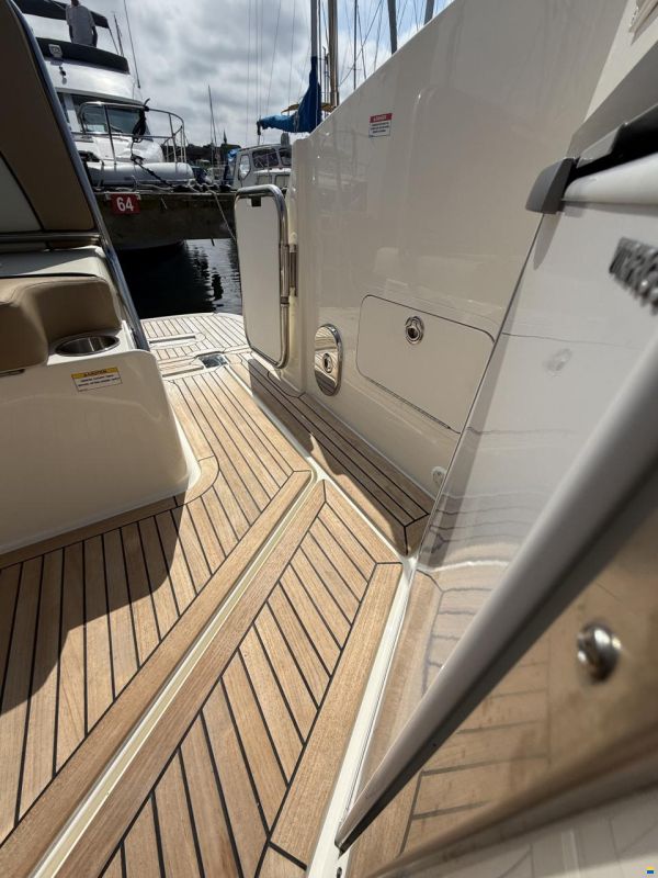 Bayliner Ciera 8
