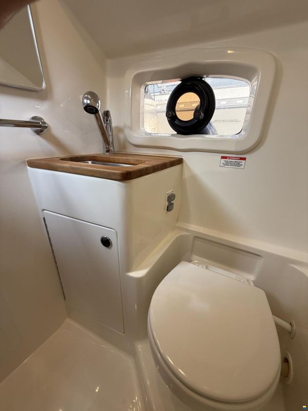 Bayliner Ciera 8