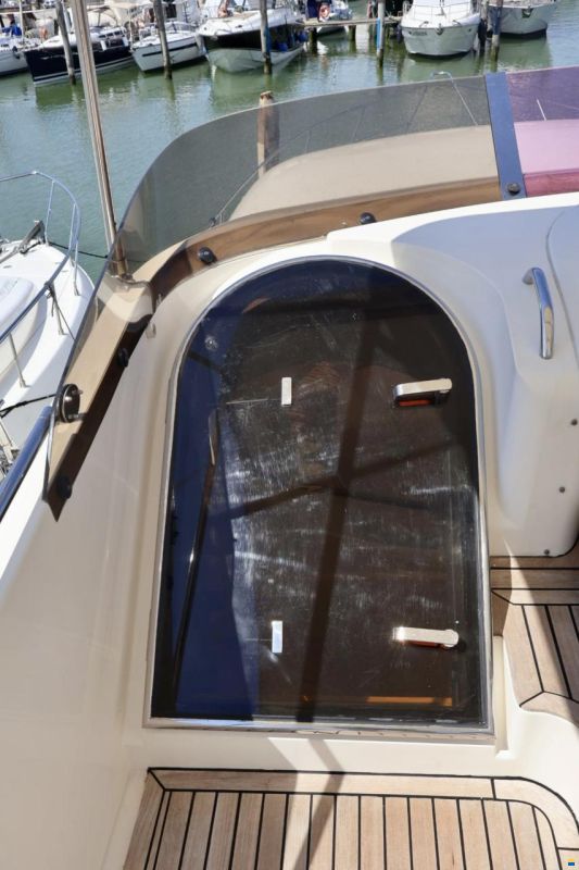 Fairline Squadron 62