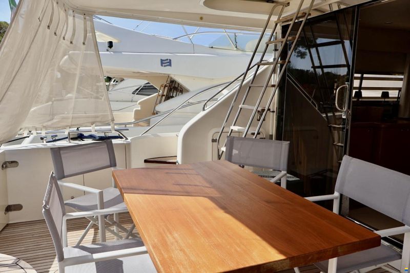 Fairline Squadron 62