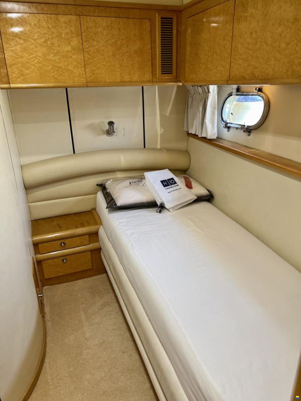 Fairline Squadron 62