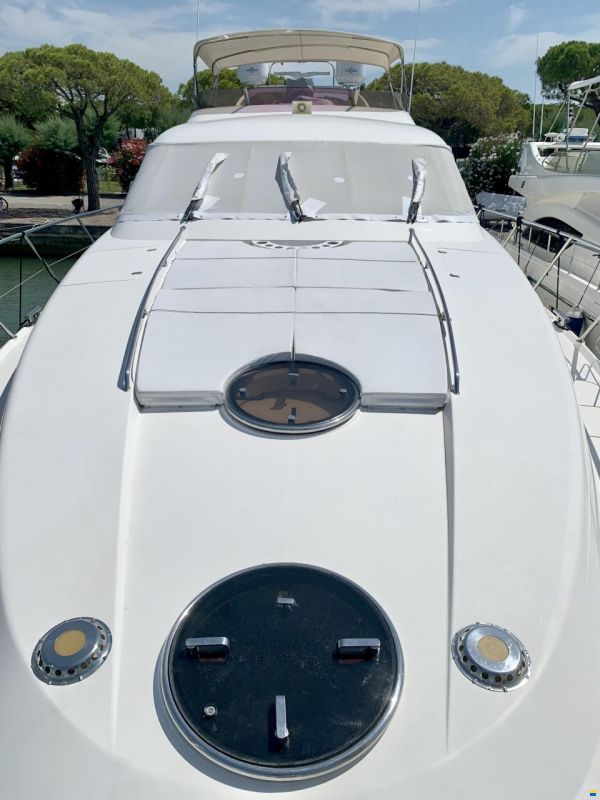 Fairline Squadron 62