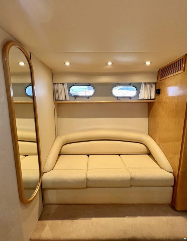 Fairline Squadron 62