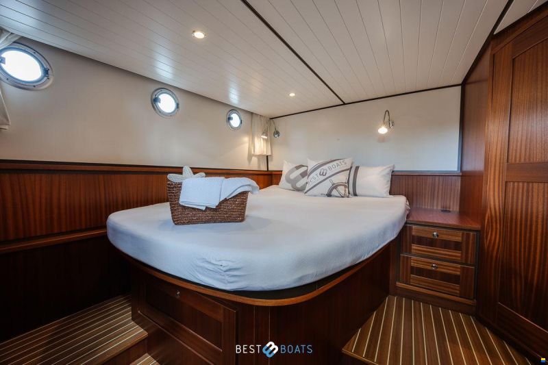 Linssen Classic Sturdy 32 AC