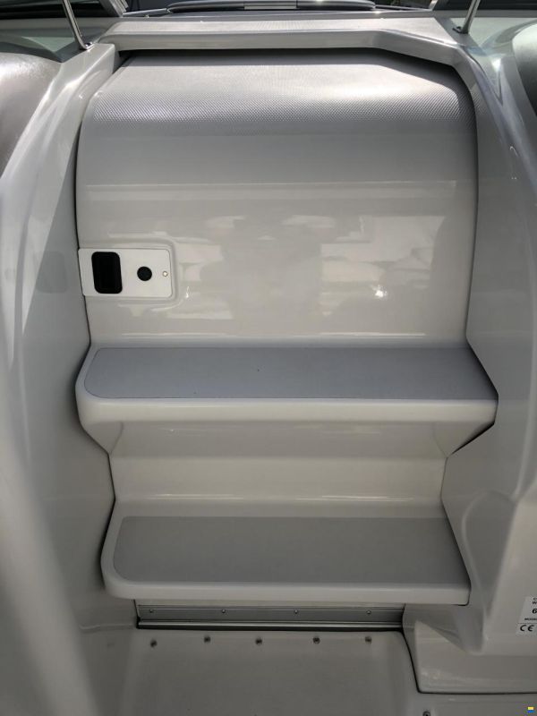 Crownline 230 CCR / 236 SC