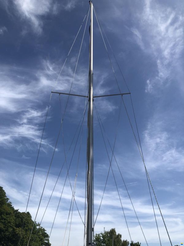 Dehler Optima 83